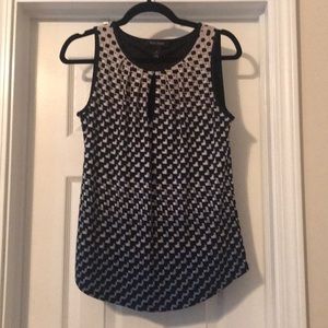 White House black Market keyhole tank